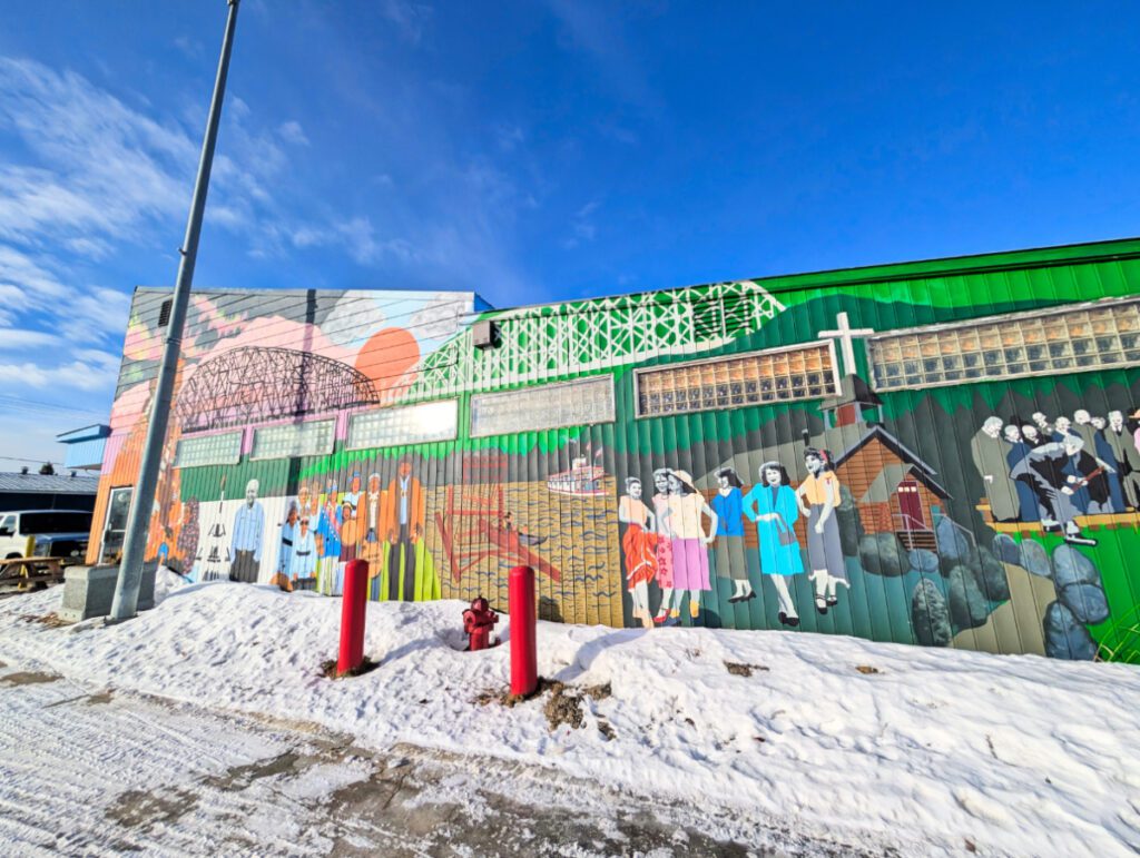 Mural in Nenana Alaska 2