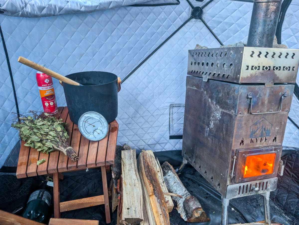 Alaskan Sauna and Cold Plunge Experience on the Knik River in Palmer