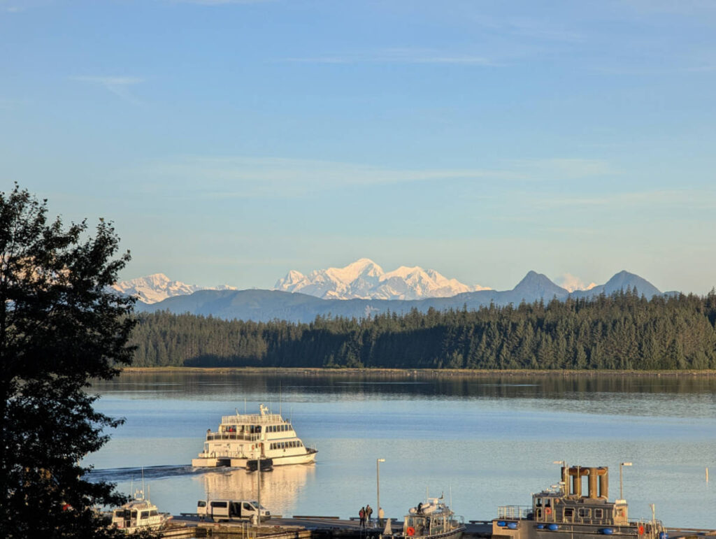 Baranof Wind Boat Tour in Glacier Bay National Park Alaska